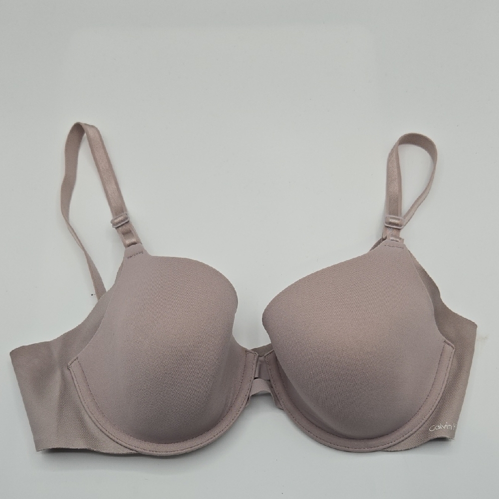 Calvin Klein | Mauve Invisibles Full Coverage Contour Underwire Bra Size 34B